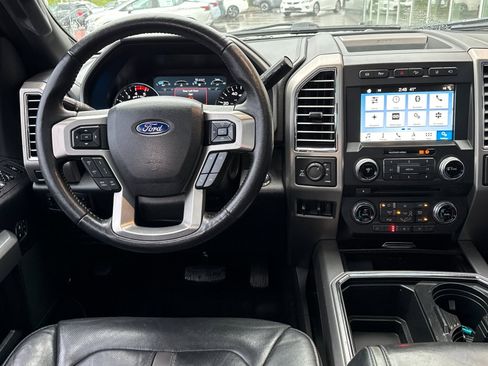 Used 2017 Ford F350 Platinum w/ Platinum Ultimate Package image 13