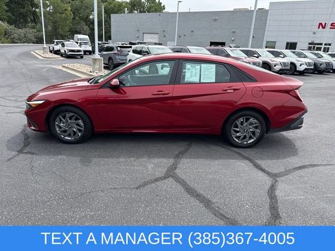 Used 2024 Hyundai Elantra SEL FWD image 6