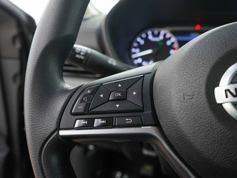 Used 2023 Nissan Sentra SV FWD image 23