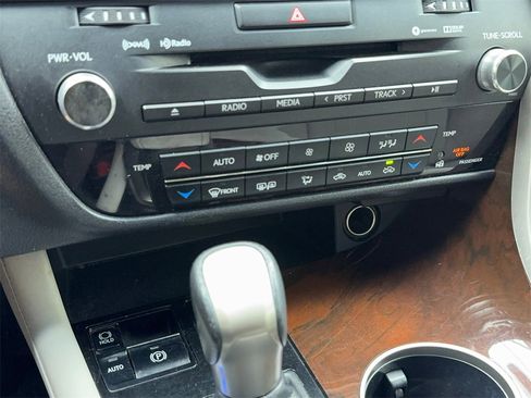 Used 2017 Lexus RX 350 FWD w/ Premium Package image 30