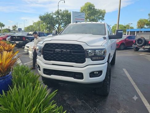 Used 2024 RAM 2500 Big Horn w/ Night Edition AWD/4WD image 1