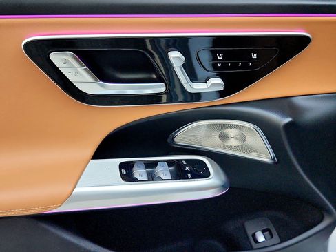 Used 2026 Mercedes-Benz E 350 Sedan image 23