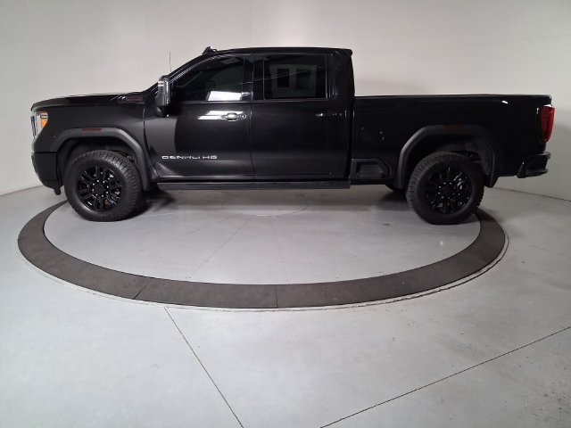 Used 2022 GMC Sierra 2500 Denali w/ Denali Black Diamond Edition AWD/4WD image 7