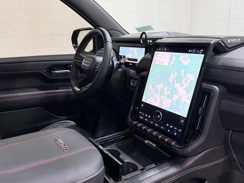 Used 2025 GMC Yukon AT4 Ultimate AWD/4WD image 53