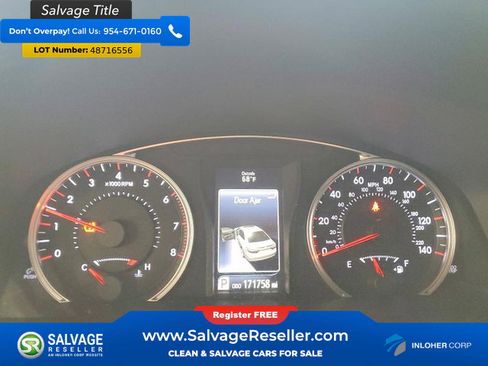 Used 2015 Toyota Camry SE FWD image 12
