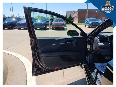 Used 2025 Toyota Camry SE FWD image 18
