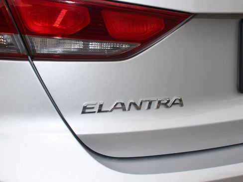 Used 2017 Hyundai Elantra Value Edition image 44