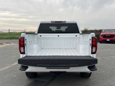 New 2026 GMC Sierra 1500 Elevation image 28