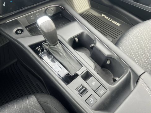 New 2026 Nissan Sentra SV FWD image 8