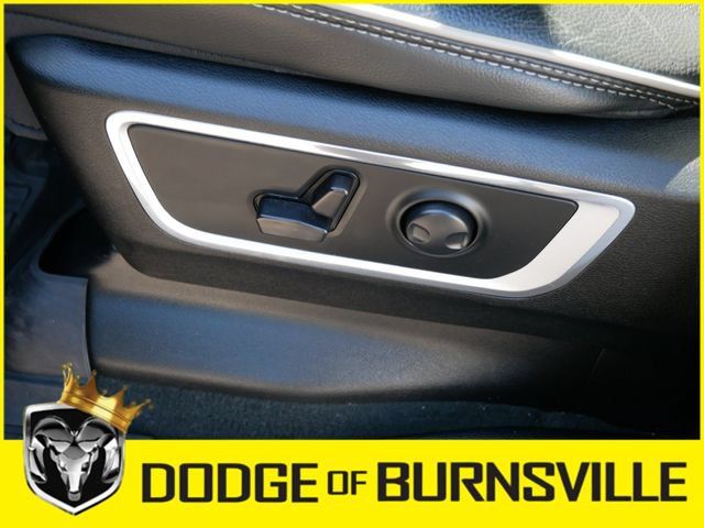 Used 2023 RAM 1500 Laramie AWD/4WD image 19