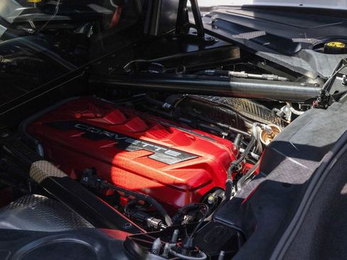 Used 2023 Chevrolet Corvette Stingray Premium Cpe w/ Z51 Performance Package image 27