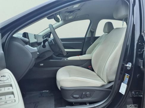 Used 2025 Hyundai Sonata SEL FWD image 13