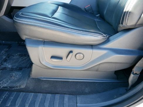 Certified 2022 Ford F250 Lariat w/ Chrome Package image 11