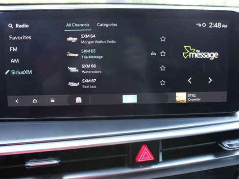 Used 2025 Kia Sorento S w/ Panoramic Sunroof Package FWD image 48