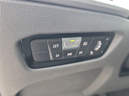 Used 2025 BMW 330i xDrive Sedan image 25