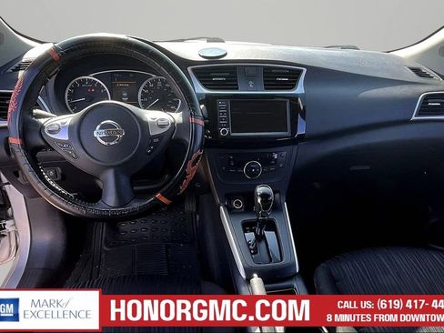 Used 2019 Nissan Sentra SV FWD image 7