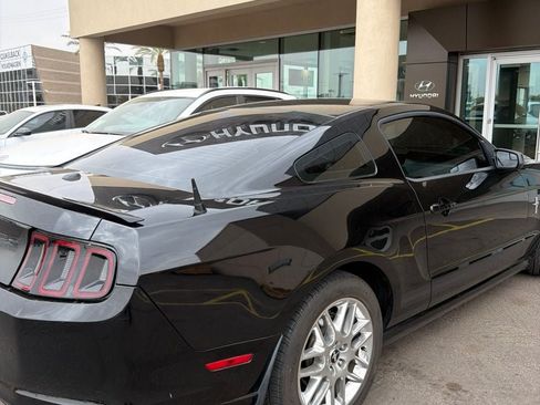 Used 2013 Ford Mustang Premium RWD image 5
