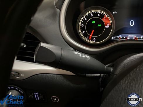 Used 2017 Jeep Cherokee Overland w/ Technology Group image 33