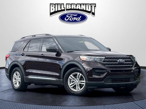 Used 2022 Ford Explorer XLT RWD image 1