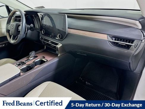 Used 2023 Lexus RX 350 Premium w/ Accessory Package AWD/4WD image 32