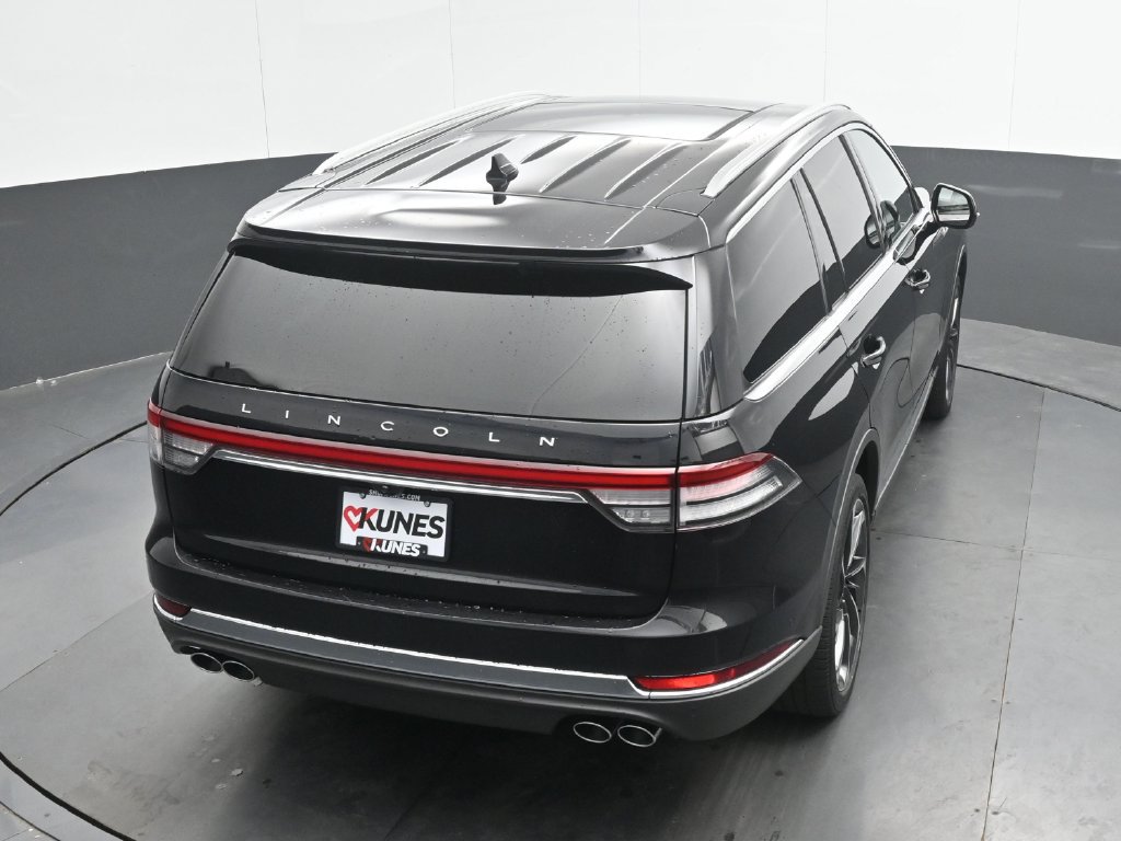 Used 2022 Lincoln Aviator Reserve w/ Equipment Group 201A AWD/4WD image 32