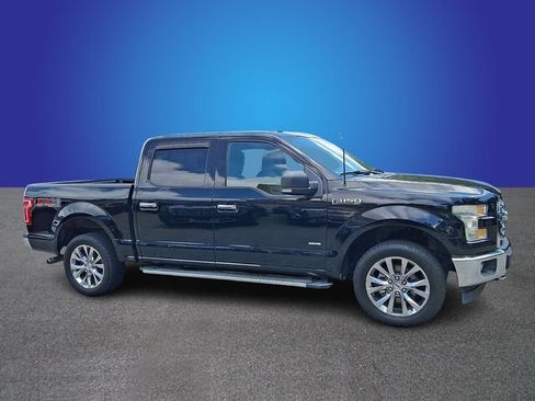 Used 2017 Ford F150 XLT w/ Equipment Group 302A Luxury AWD/4WD image 4