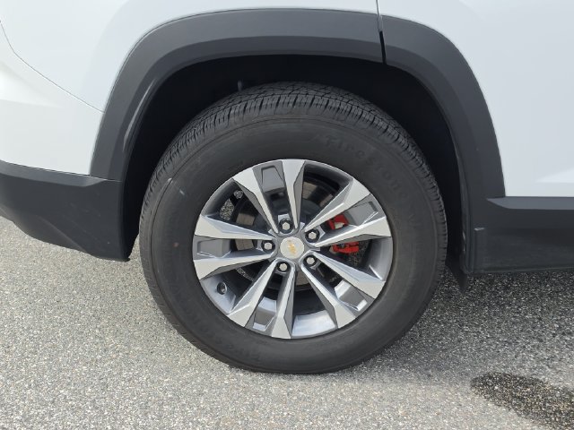 Used 2026 Chevrolet Equinox LT w/ Convenience Package II FWD image 5