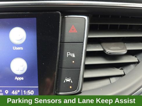 Certified 2023 Buick Enclave Essence image 32