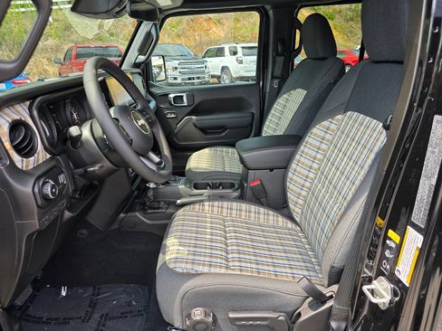 New 2026 Jeep Wrangler Unlimited Sport AWD/4WD image 4