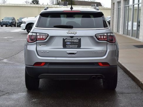 Used 2022 Jeep Compass Limited image 5