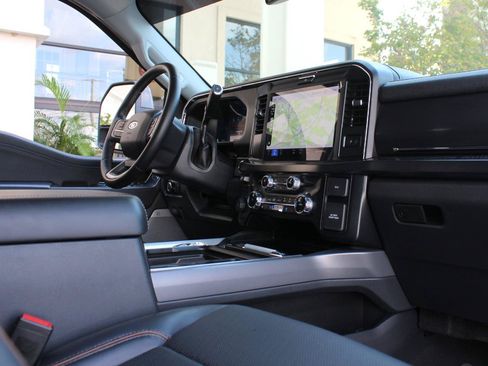 Used 2025 Ford F250 Lariat AWD/4WD image 40