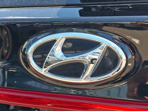 Certified 2023 Hyundai Santa Fe SEL w/ Winter Weather Package AWD/4WD image 29