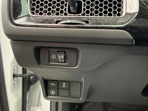 Used 2024 Honda Civic Touring image 18