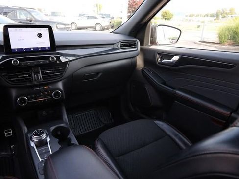 Used 2024 Ford Escape ST-Line w/ Cold Weather Package FWD image 26