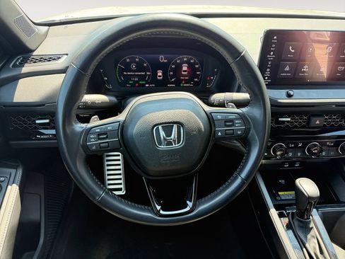 Used 2025 Honda Accord Sport image 12