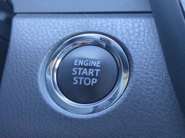 Used 2022 Toyota Camry XLE FWD image 26