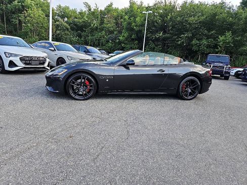 Used 2018 Maserati GranTurismo Sport image 4