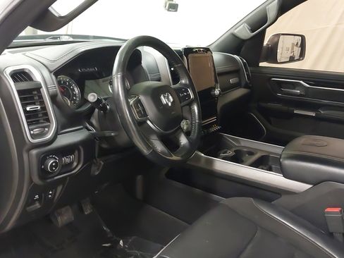 Used 2020 RAM 1500 Laramie w/ Sport Appearance Package image 17