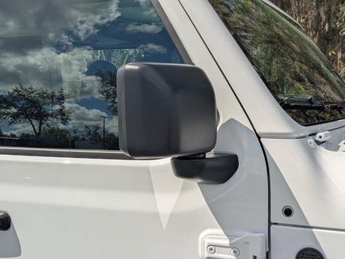 New 2026 Jeep Wrangler Unlimited Sport image 10