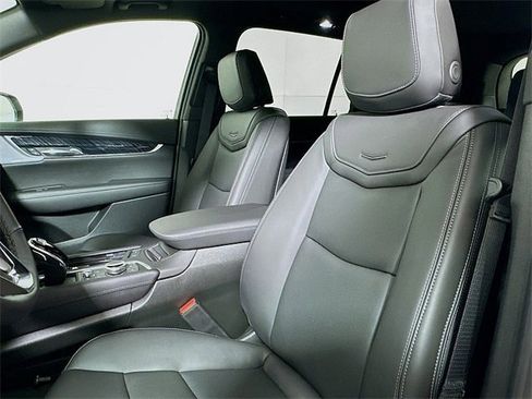 New 2025 Cadillac XT6 Premium Luxury w/ Technology Package image 18