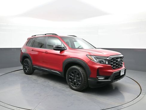 Certified 2023 Honda Passport TrailSport image 4