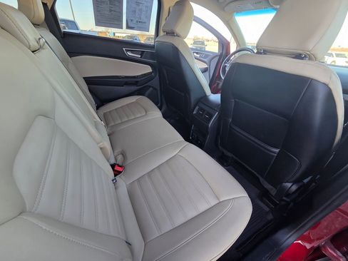 Used 2020 Ford Edge SEL w/ Convenience Package image 30