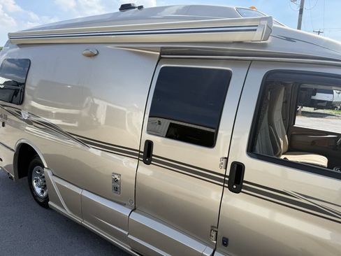 Used 2012 Chevrolet Express 3500 Extended w/ Power Package RWD image 17
