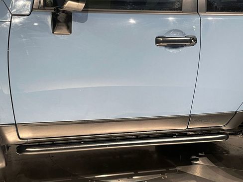 Used 2014 Toyota FJ Cruiser 4WD image 9