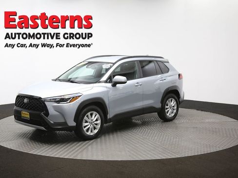 Used 2023 Toyota Corolla Cross LE image 53