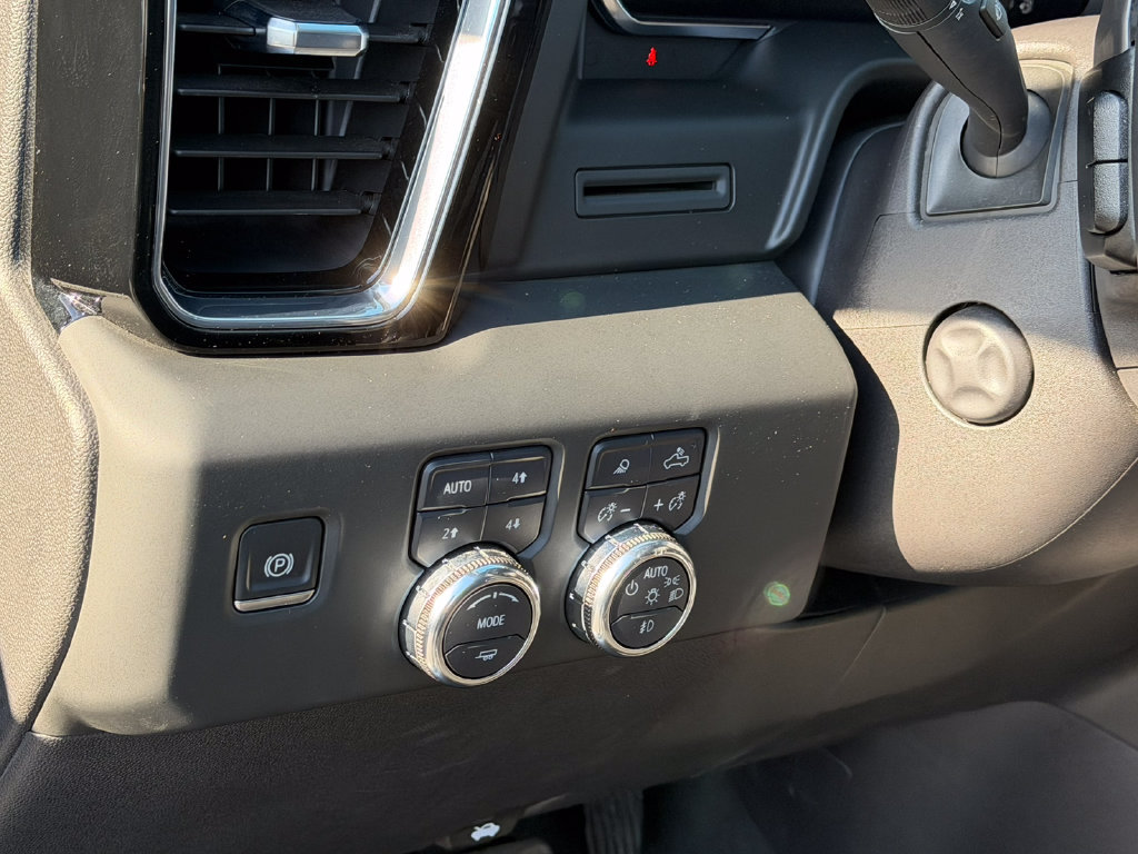 Used 2024 GMC Sierra 1500 Denali AWD/4WD image 35