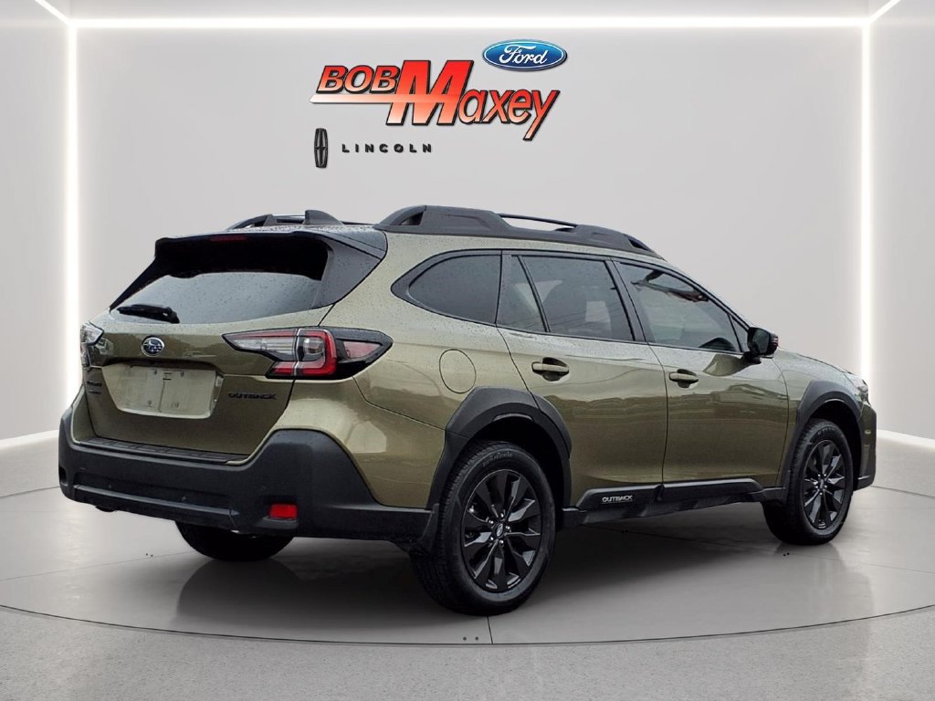Used 2025 Subaru Outback Onyx Edition AWD/4WD image 4