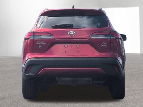 Certified 2025 Toyota Corolla Cross XLE AWD/4WD image 7