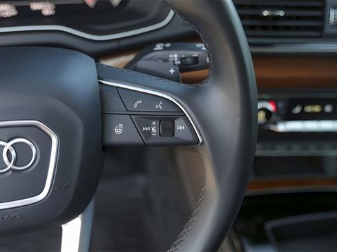 Used 2023 Audi Q5 2.0T Prestige image 13