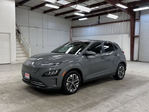 Used 2023 Hyundai Kona Limited image 1